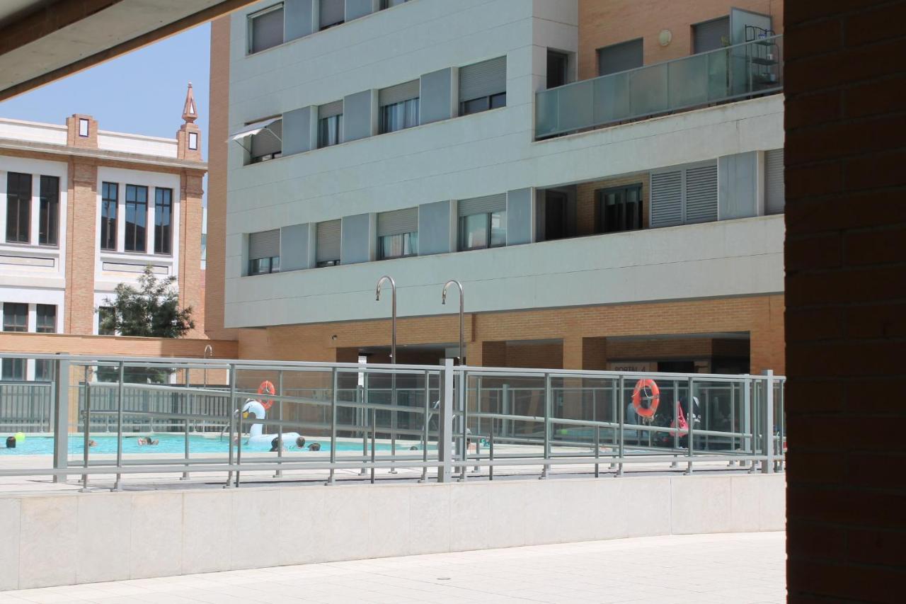 Junto Al Mar Apartment Malaga Exterior photo